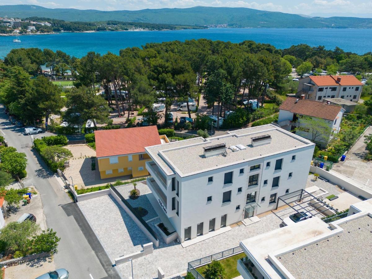 Villa Sabic By The Sea Krk Town Exteriör bild