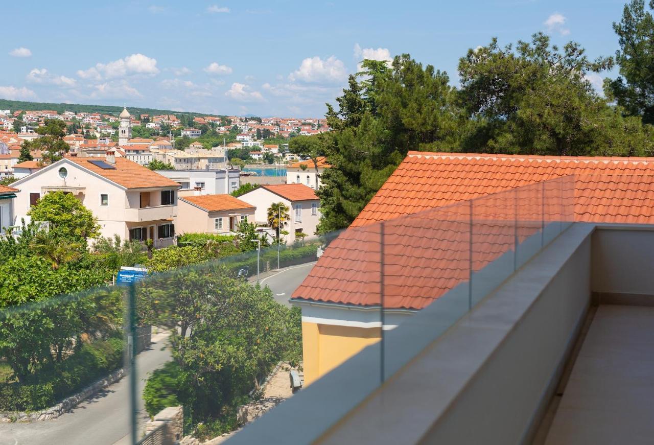 Villa Sabic By The Sea Krk Town Exteriör bild